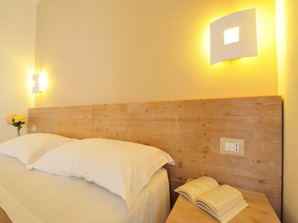 B&B Le Cale Santa Maria Navarrese Szoba fotó